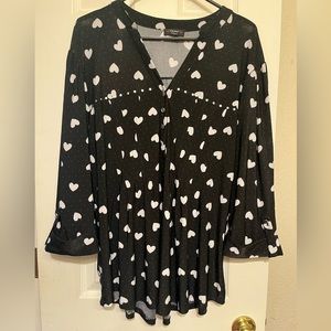 COCOMO 2X black White hearts plus size 2X 3/4 sleeve Pintuck Blouse Valentines